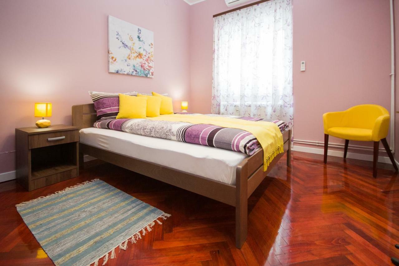 Romance Belgrade Luaran gambar